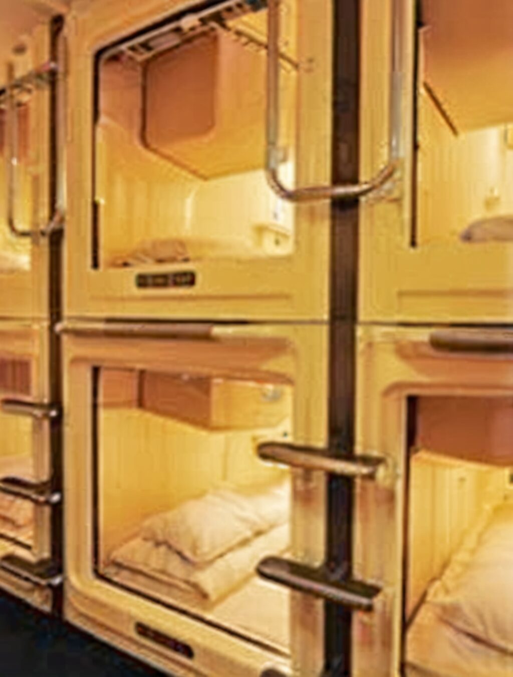 capsule hotel osaka japan