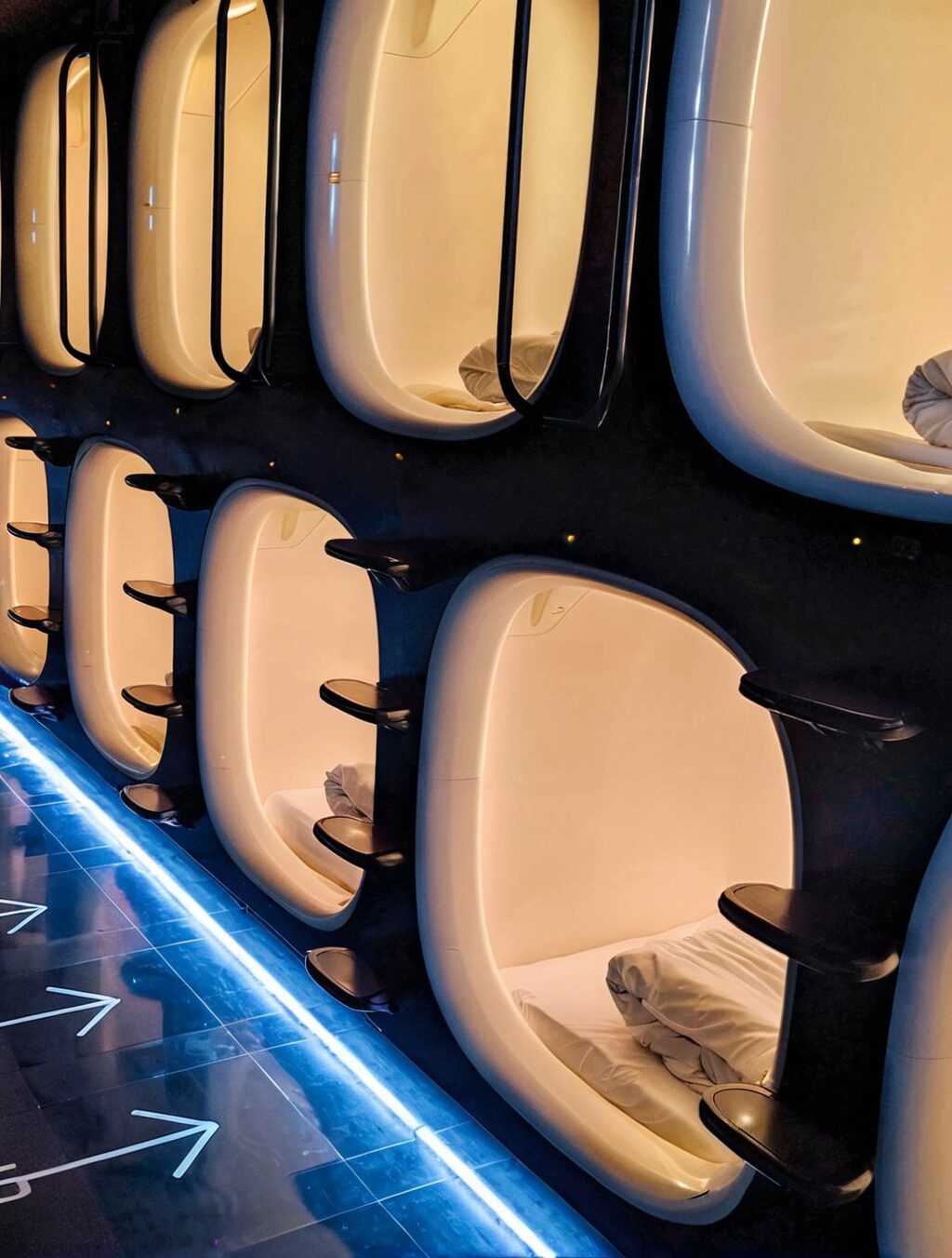 capsule hotels tokyo japan price
