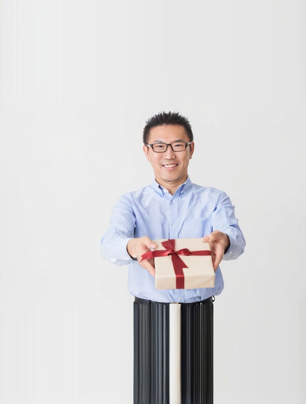 gift giving etiquette in japan business