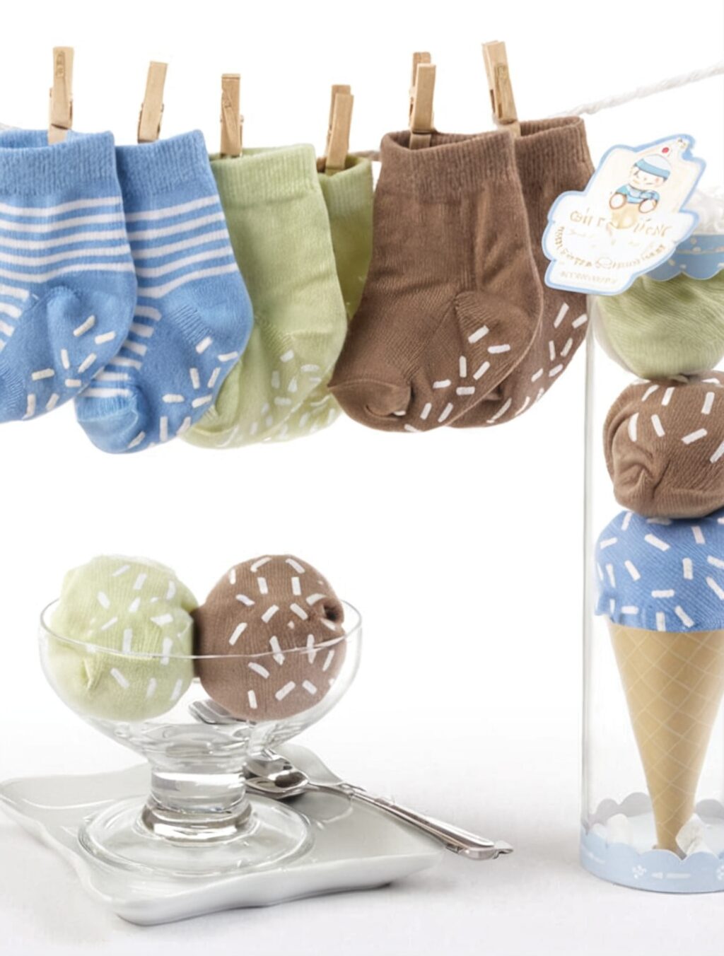 giving socks as a gift meaning in japan