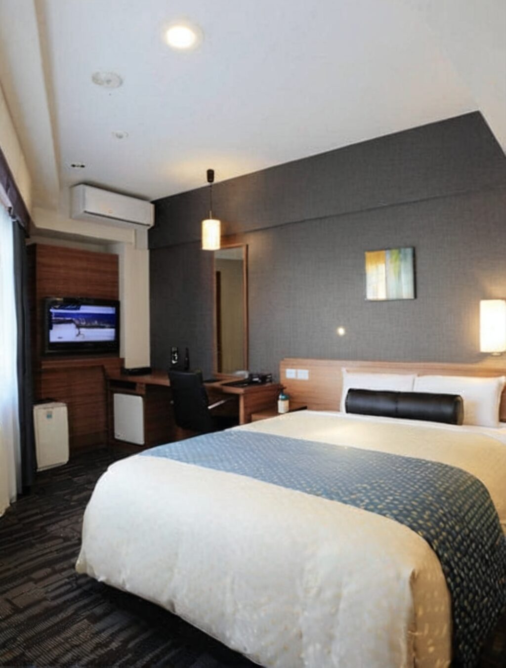 how cheap are hotels in japan