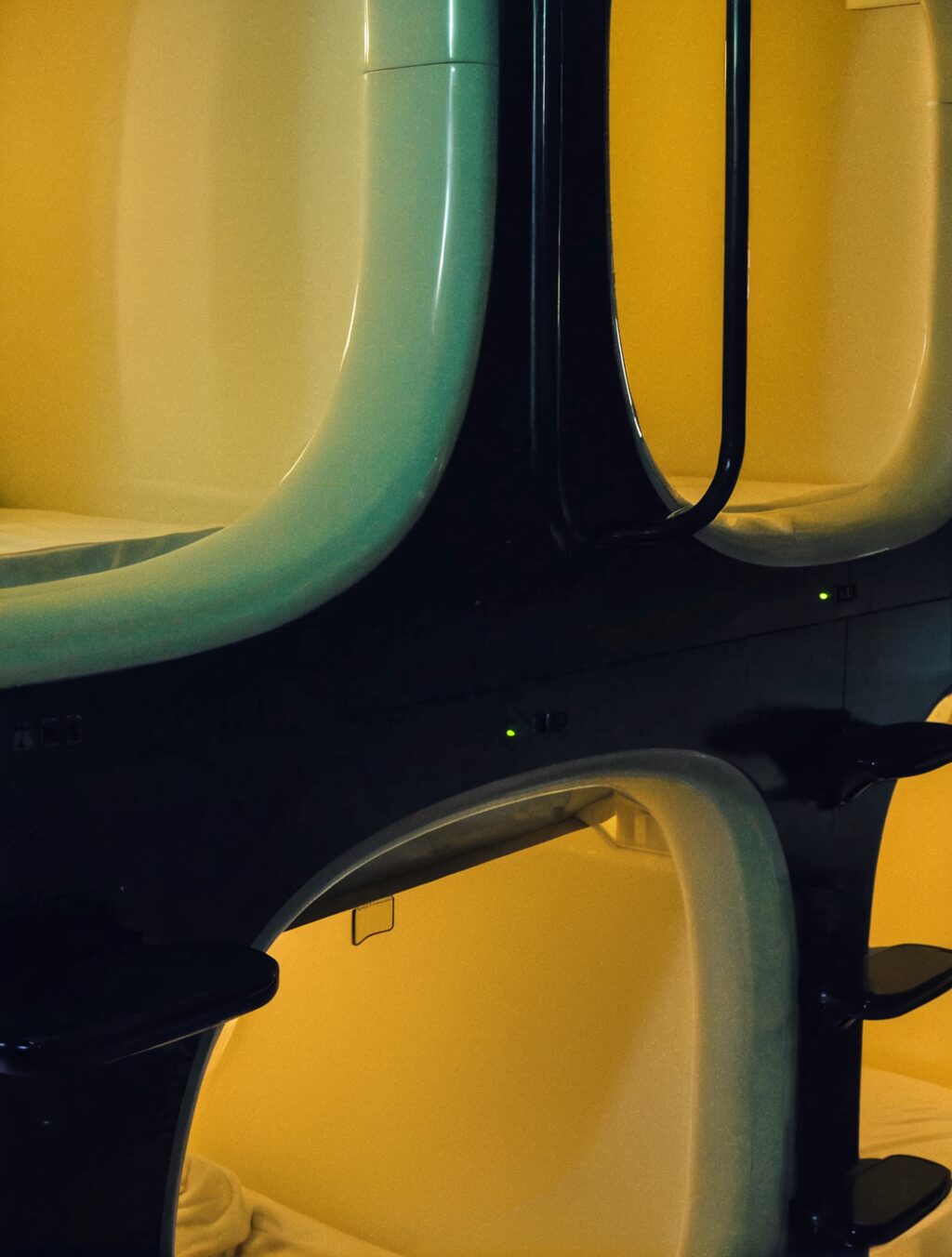 what is the cheapest capsule hotel in japan