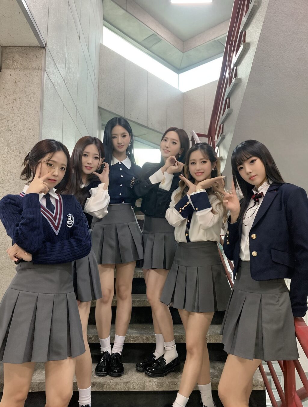 what shoes do jpop idols wear to school